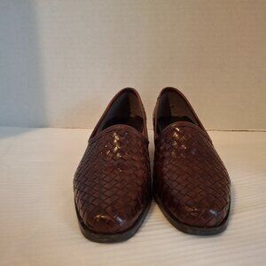 Women's Brown Nicole Woven Leather Loafer Shoes  Size 6 Medium